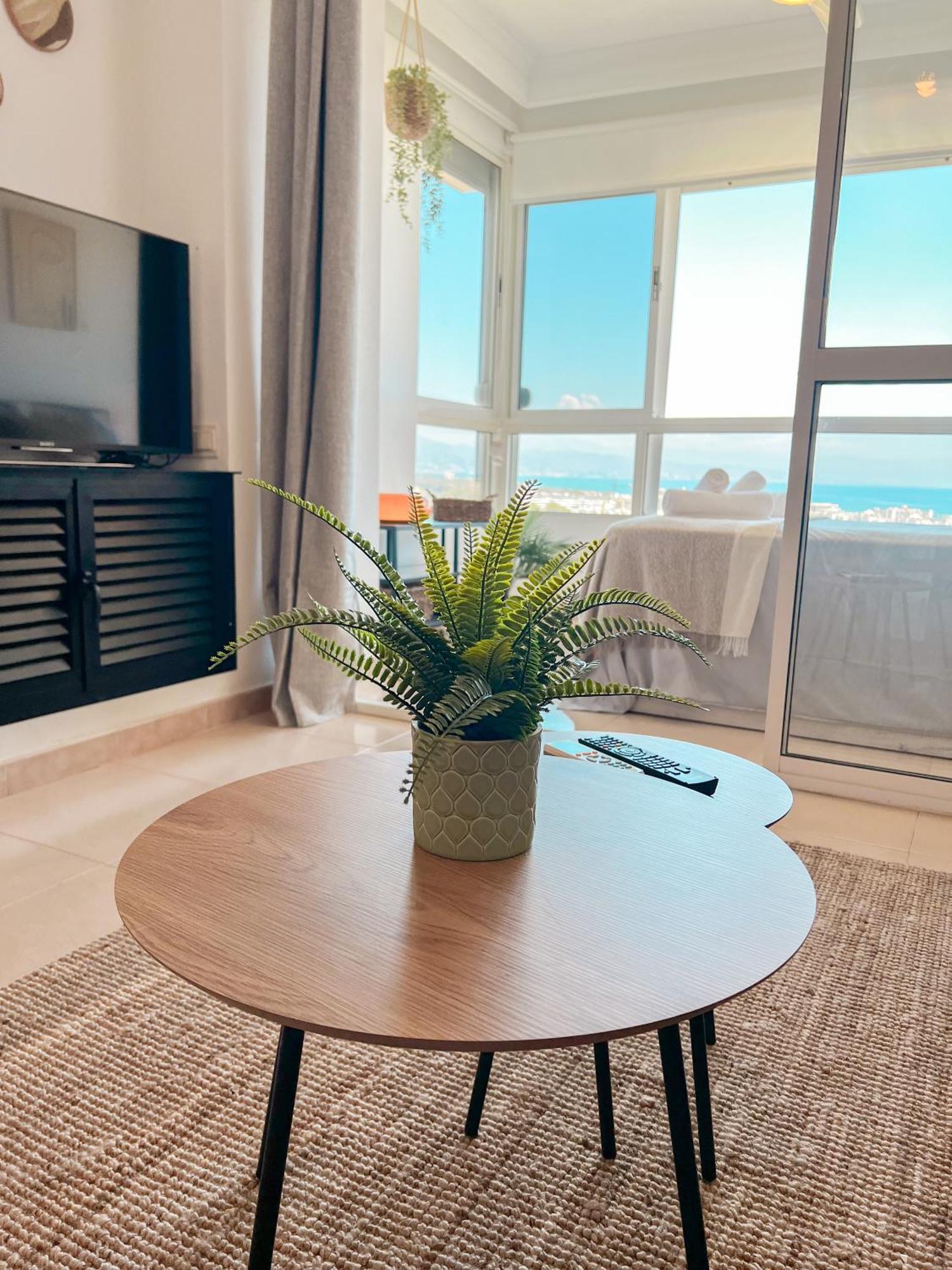 Cozy Flat With Sea Views La Torre Daire Torremolinos Dış mekan fotoğraf